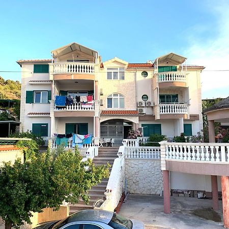 Apartments Bilo - Jela & Ivan Dolac エクステリア 写真